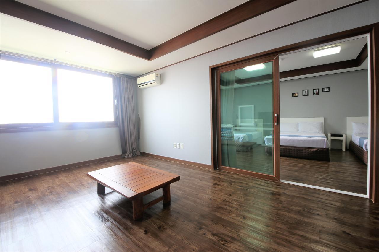Woorim Hotel Jeju Buitenkant foto