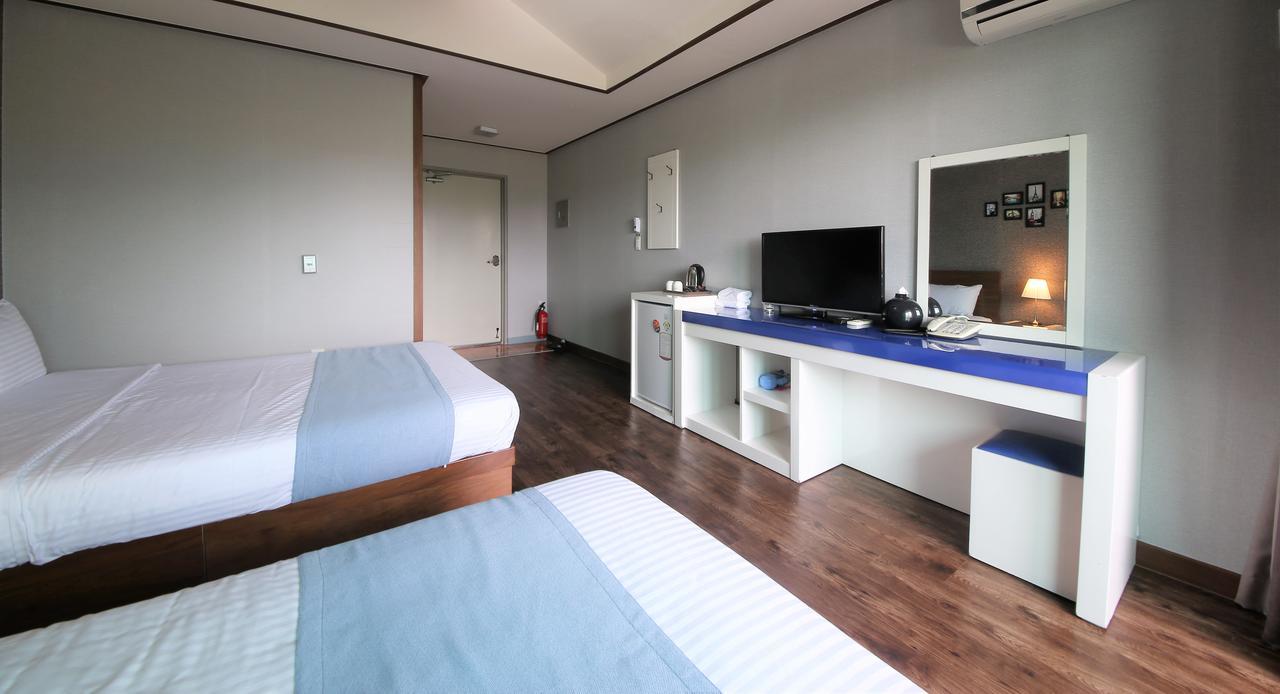 Woorim Hotel Jeju Buitenkant foto