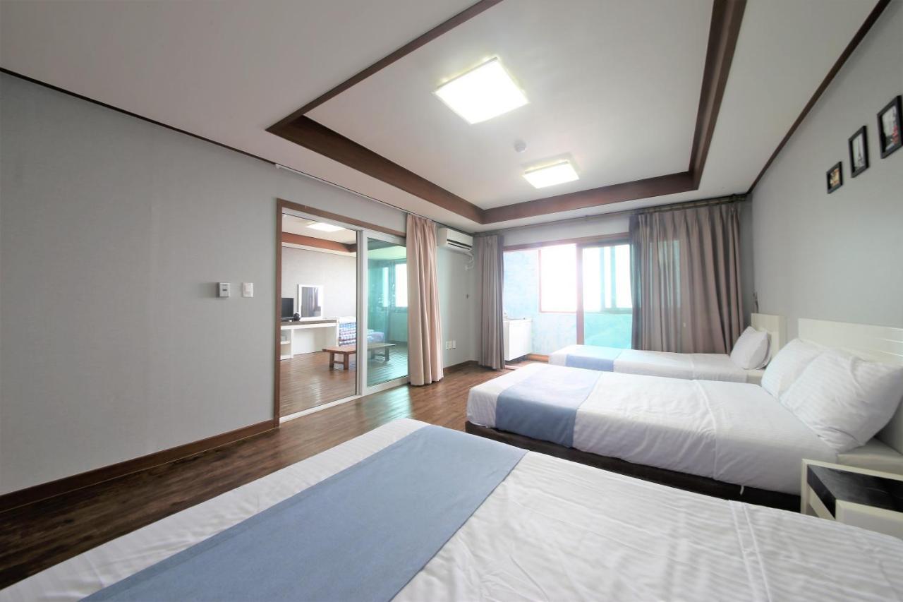 Woorim Hotel Jeju Buitenkant foto