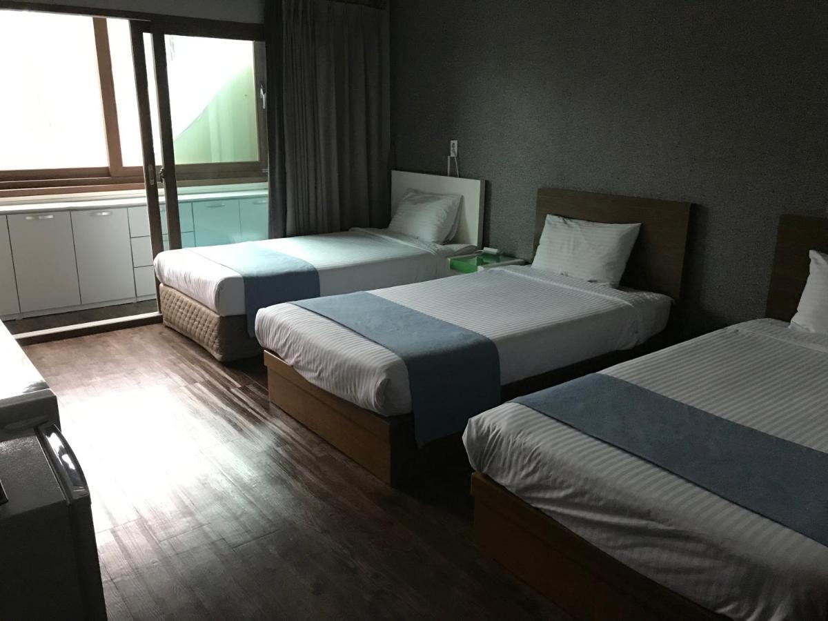 Woorim Hotel Jeju Buitenkant foto